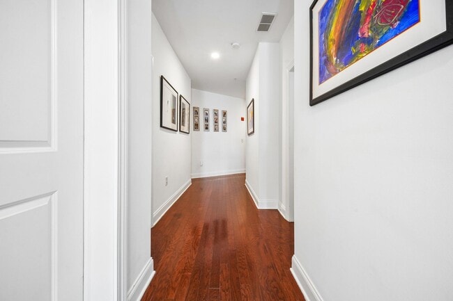 Building Photo - 22 Ave at Port Imperial