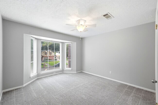 Building Photo - 20646 Prince Creek Dr