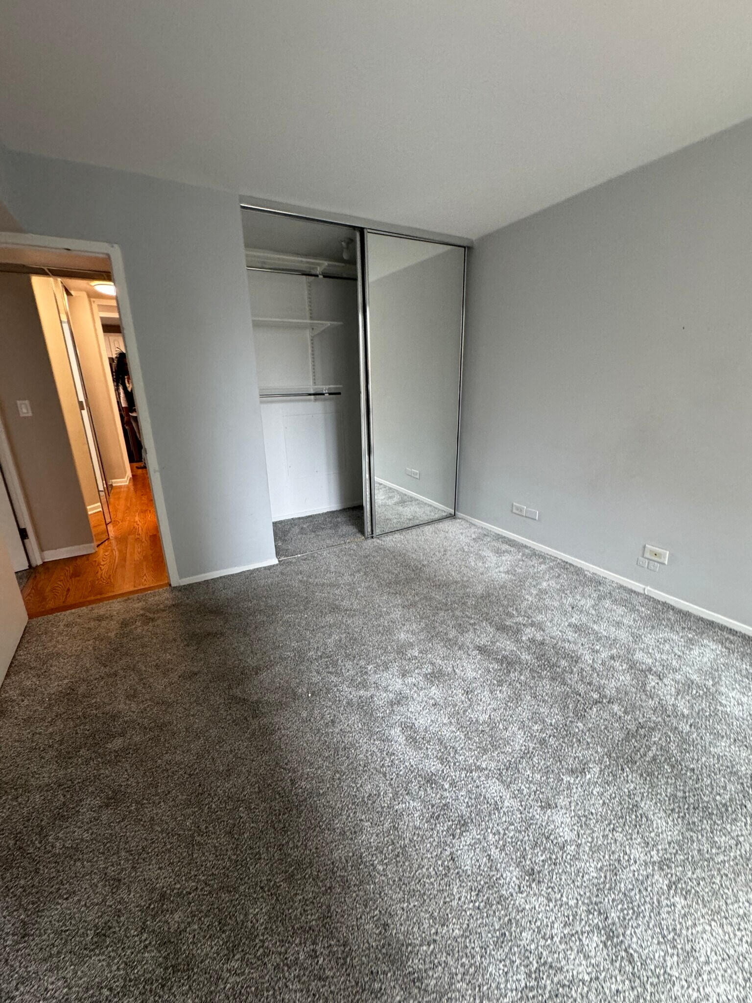 Second bedroom - 21 W Goethe St