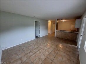 Building Photo - 198 Charlotte Ave