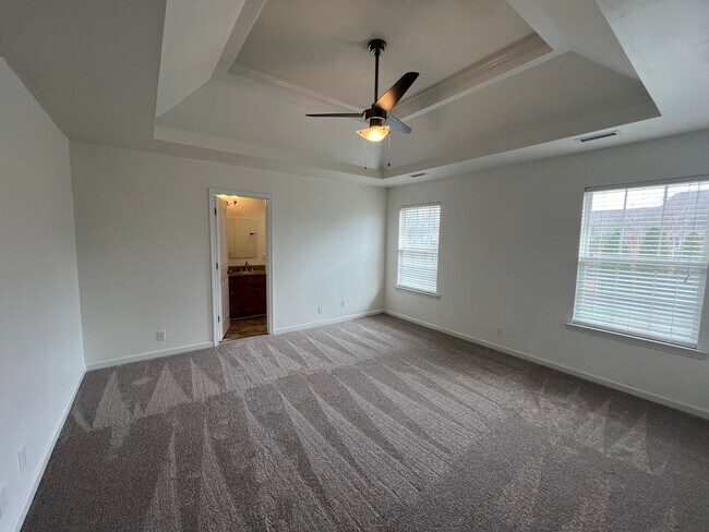 Building Photo - Nice 3 Bedroom 2 Bath plus Bonus Room in Murfreesboro - Available Immediately!