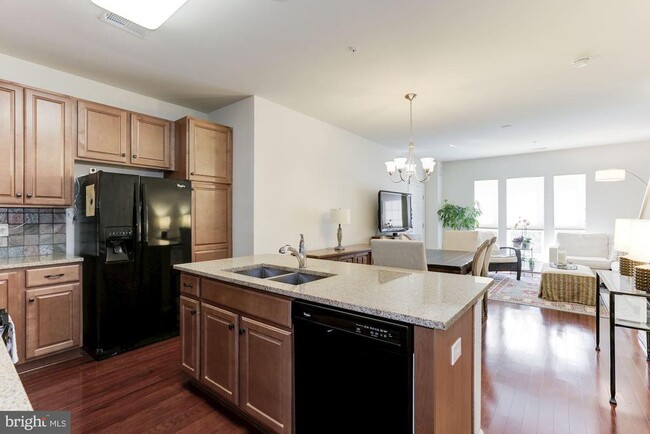 Building Photo - 20586 Geddes Terrace