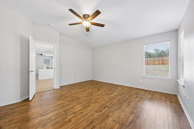 Building Photo - 500 Millington Ln