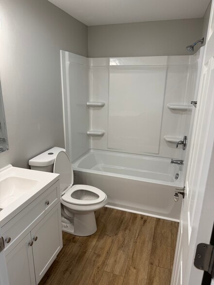 Building Photo - 1125 Harmony Rd