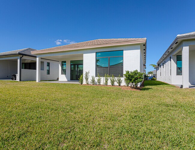 Building Photo - 9155 SW Esule Way