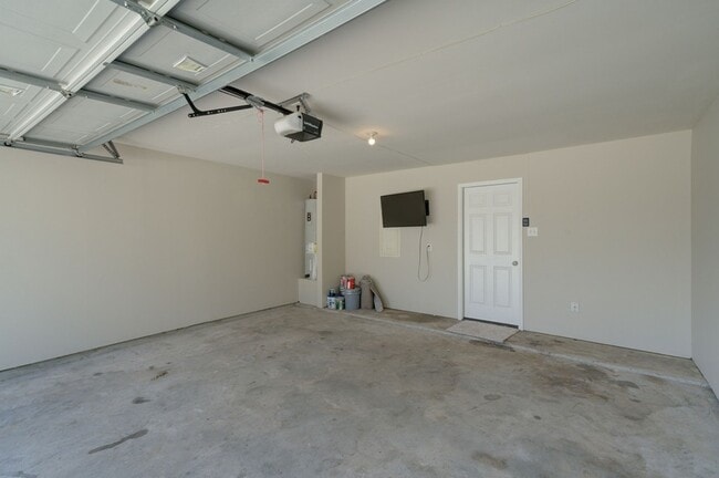 Building Photo - 29003 W Pecos River Ct