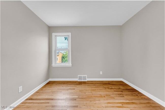 Building Photo - 4821 E 84th St