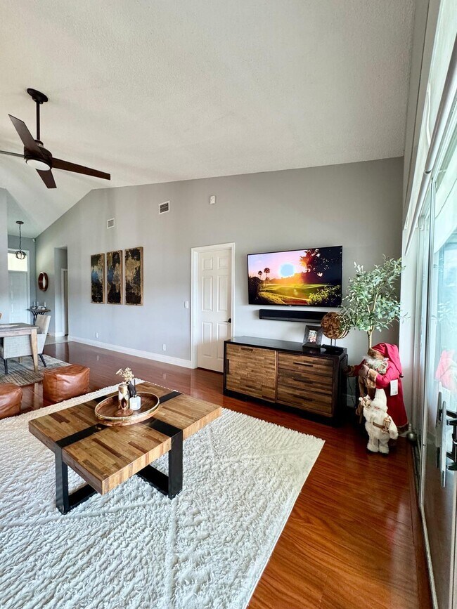 Building Photo - 209 Cypress Point Dr