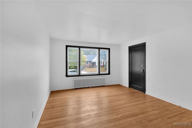 Building Photo - Callodine- 2 unit