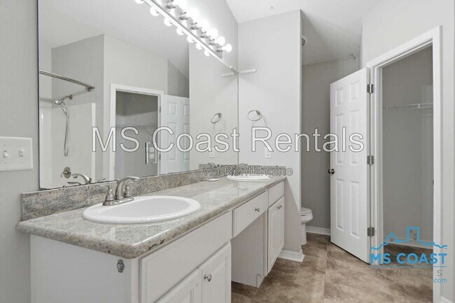 Building Photo - 13263 Willow Oak Cir