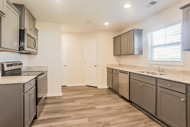 Building Photo - 4065 Thimbleberry Dr