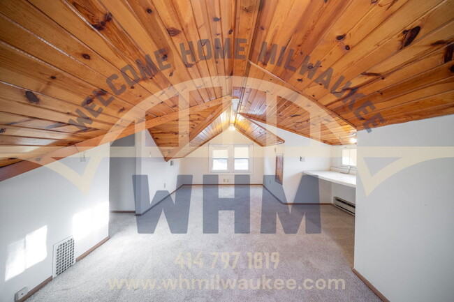 Building Photo - 1918 N 55th St