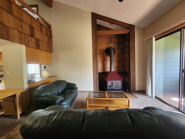 Building Photo - Pinon Condo