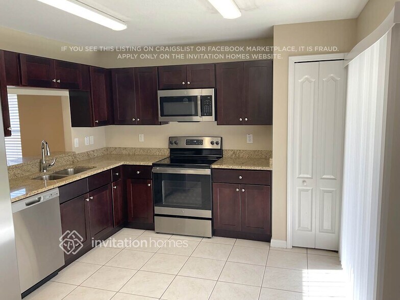 Building Photo - 13518 Fladgate Mark Drive