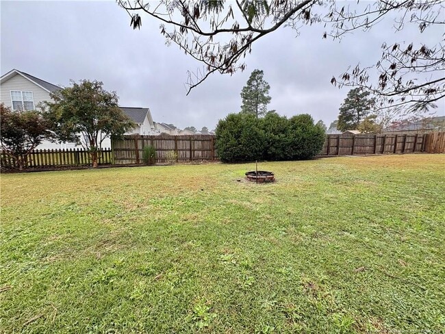 Building Photo - 207 Advance Dr