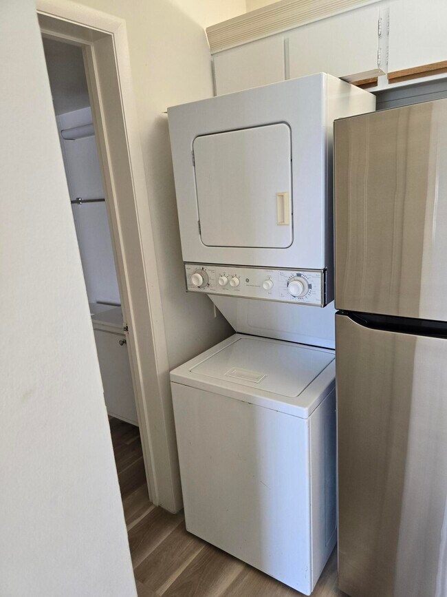 Building Photo - 1108 Green Pine Blvd