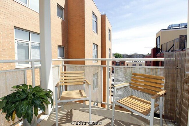 Building Photo - 1348 Euclid St NW