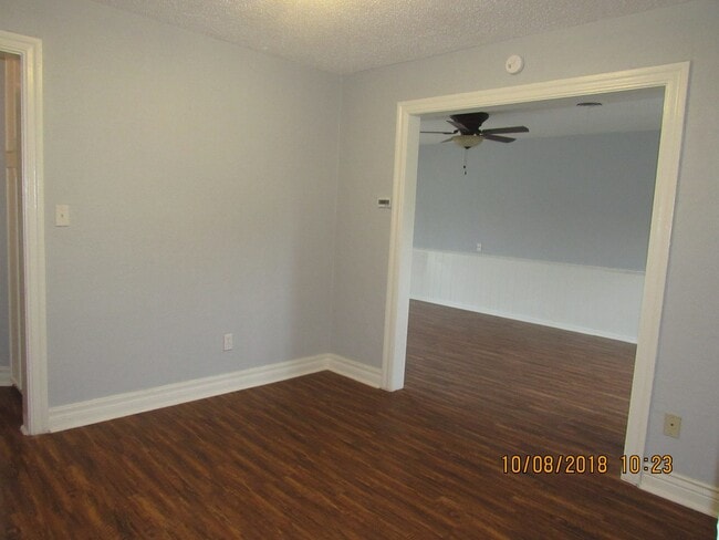 Building Photo - Beautiful Liberty Heights Area