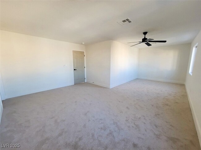 Building Photo - 5924 Taj Mahal Dr