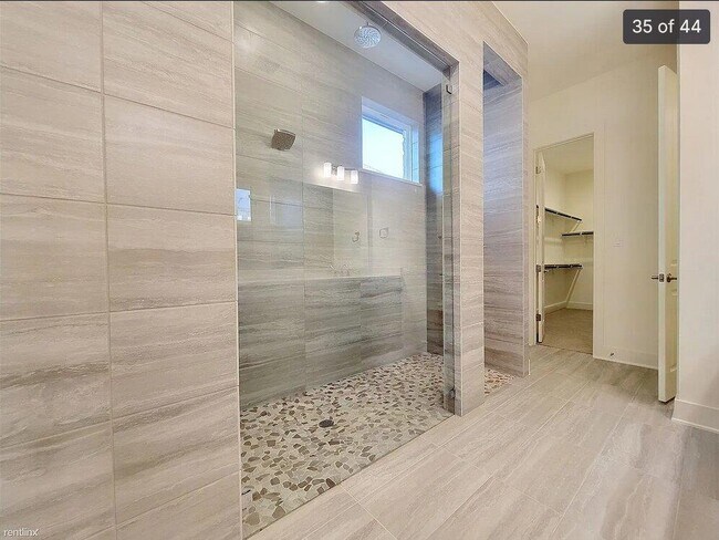 Building Photo - 7848 Laramie Bnd