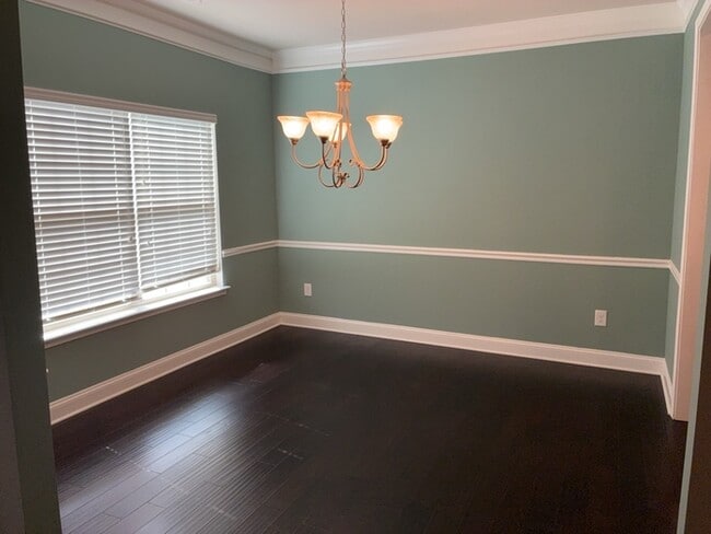 Building Photo - 1039 Drakes Crossing