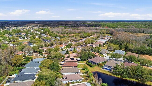 Building Photo - 7632 Blue Spring Dr