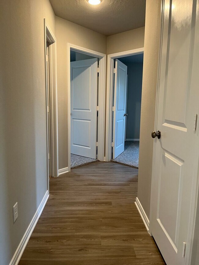 Building Photo - 3/2/2  in the beautiful  gated community of Point Aquarius WISD