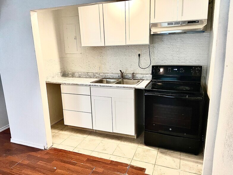 Back Kitchen - 1310 Sutton Dr