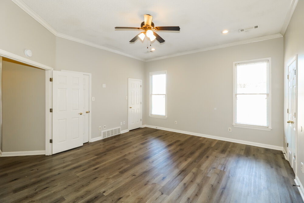 Building Photo - 8818 Lybrook Cove E