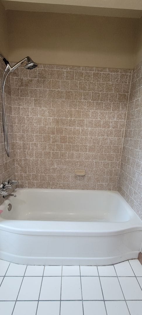 Building Photo - Anderson Home With Lots Of Character!  2 Bedroom 1 Bath With Carport and Shop