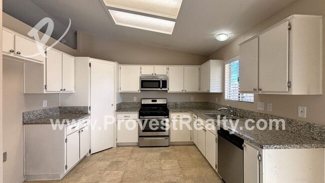 Building Photo - 21119 Little Beaver Rd