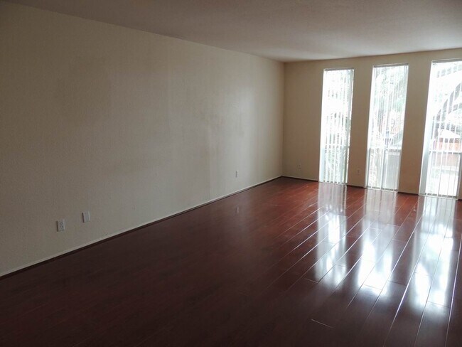 Building Photo - 4641 Wild Indigo St