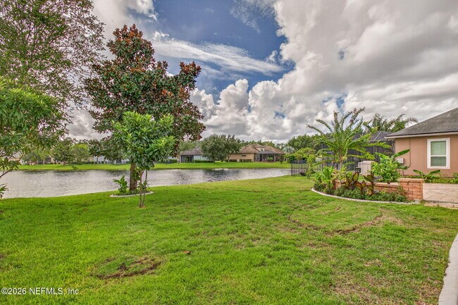 Building Photo - 127 Rockcreek Dr
