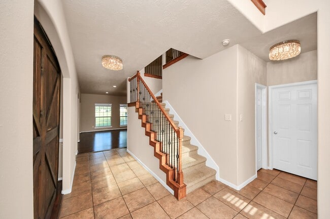 Building Photo - 14311 Lakepointe Bend Ln