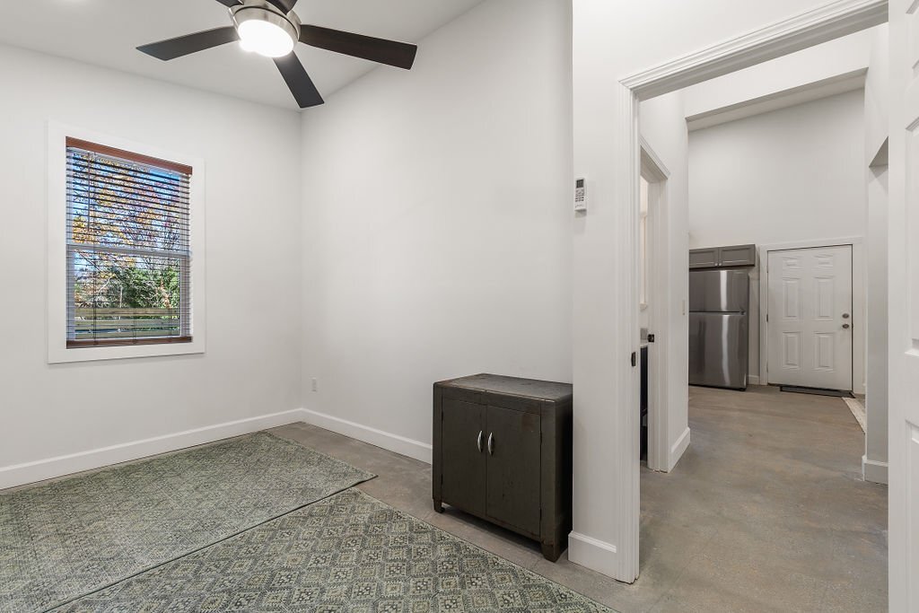 Building Photo - 21 Cody St