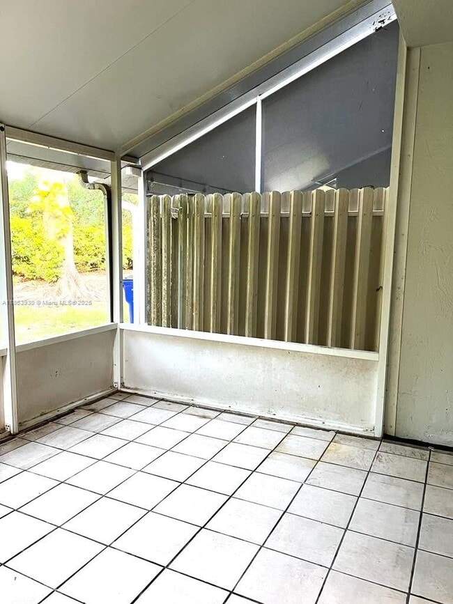 Building Photo - 1109 SW 44th Way