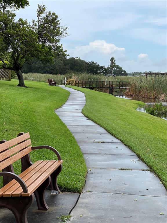 Building Photo - 10195 Sailwinds Blvd N