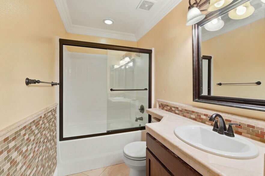 Building Photo - 26536 Brant Way