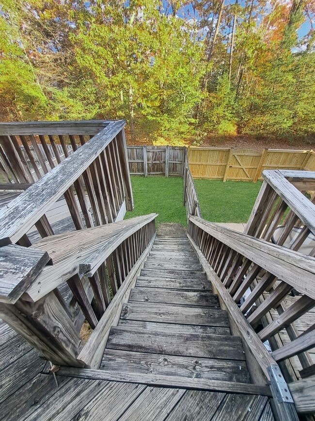 Building Photo - 3074 Esser Pl