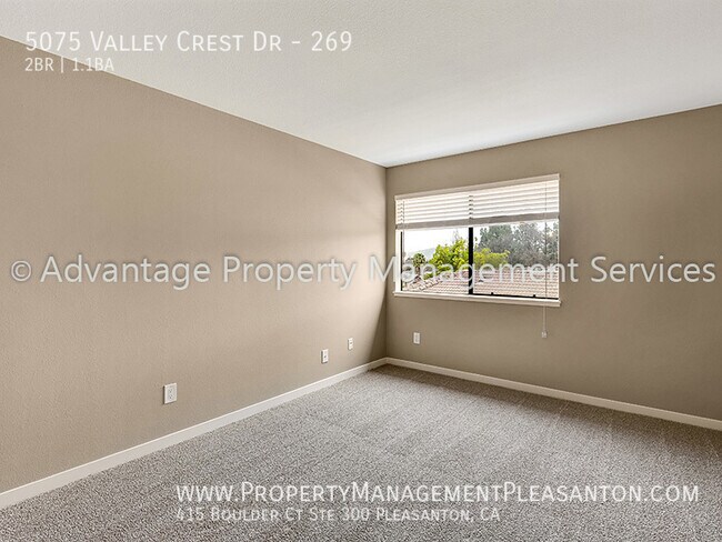 Building Photo - 5075 Valley Crest Dr