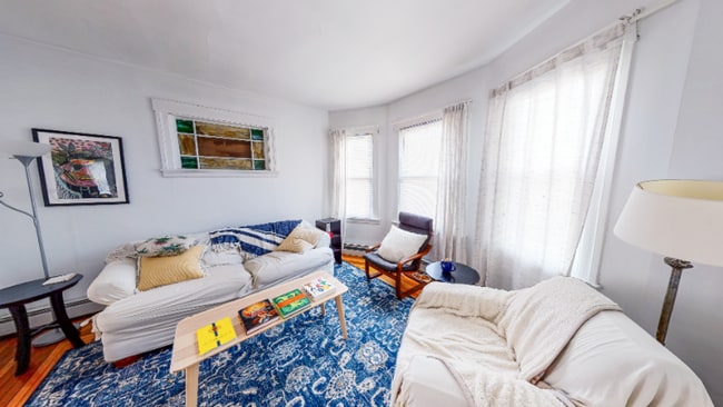 Building Photo - Large Science Hill 3BR with Dual Balcony A...