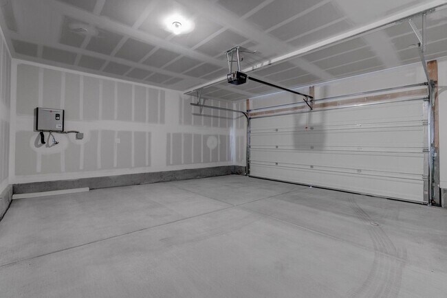 Building Photo - 7371 Craig Cv Ct