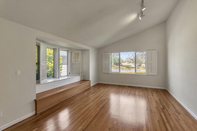 Building Photo - Tons of Space l Great Schools l Prime Sili...