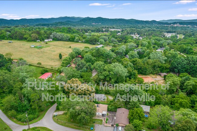 Building Photo - 226 Brickyard Rd