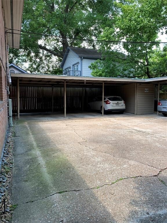 Building Photo - 2022 Branard St