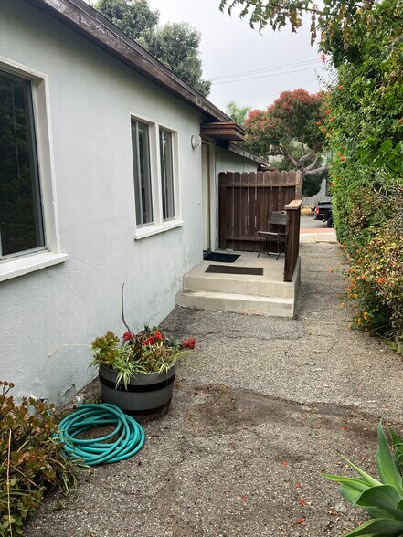 Porch area/ room for plants - 532 Avenue C