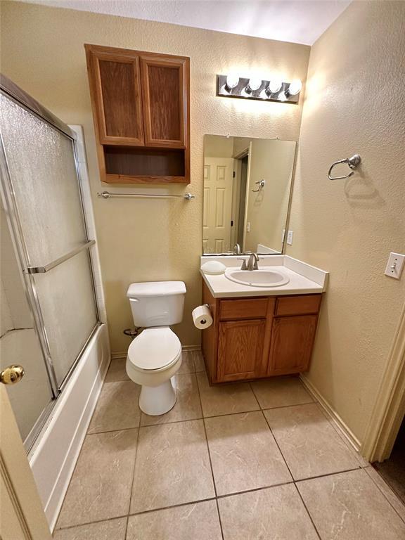 Building Photo - 6913 Sabrina Dr