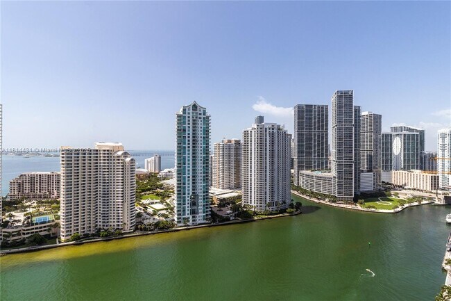 Building Photo - 335 S Biscayne Blvd