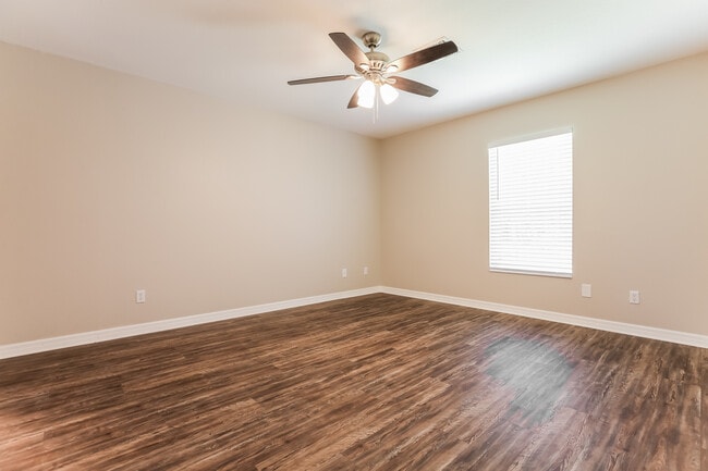 Building Photo - 3132 Johannesberg Rd