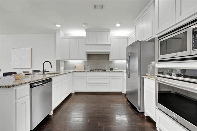 Building Photo - 432 Texas Dr